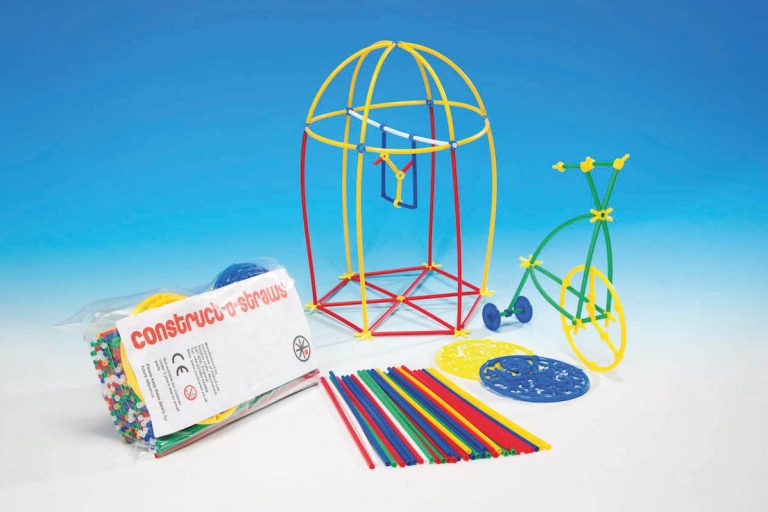 ConstructOStraws Straw Construction Set (300 Pieces) WordUnited